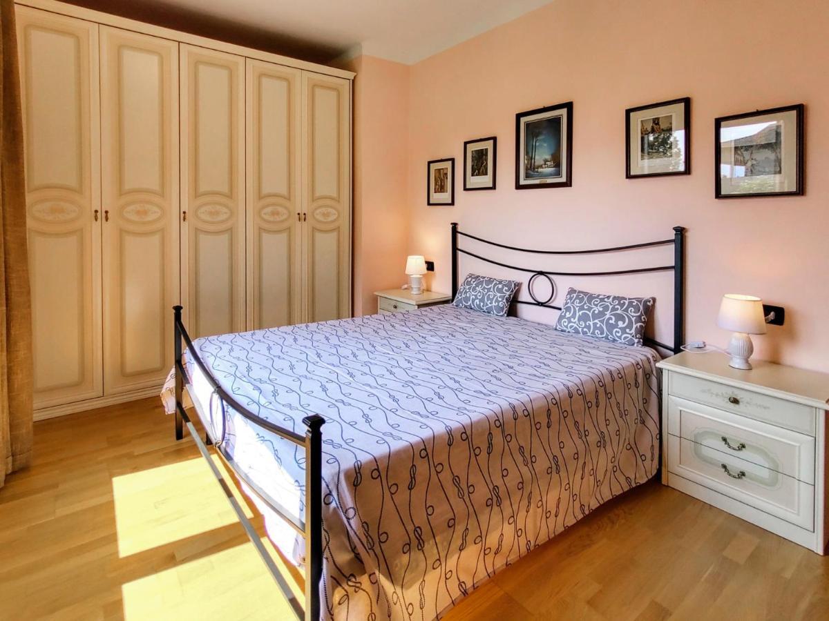 Apartment Bruna By Interhome Gera Lario Bagian luar foto